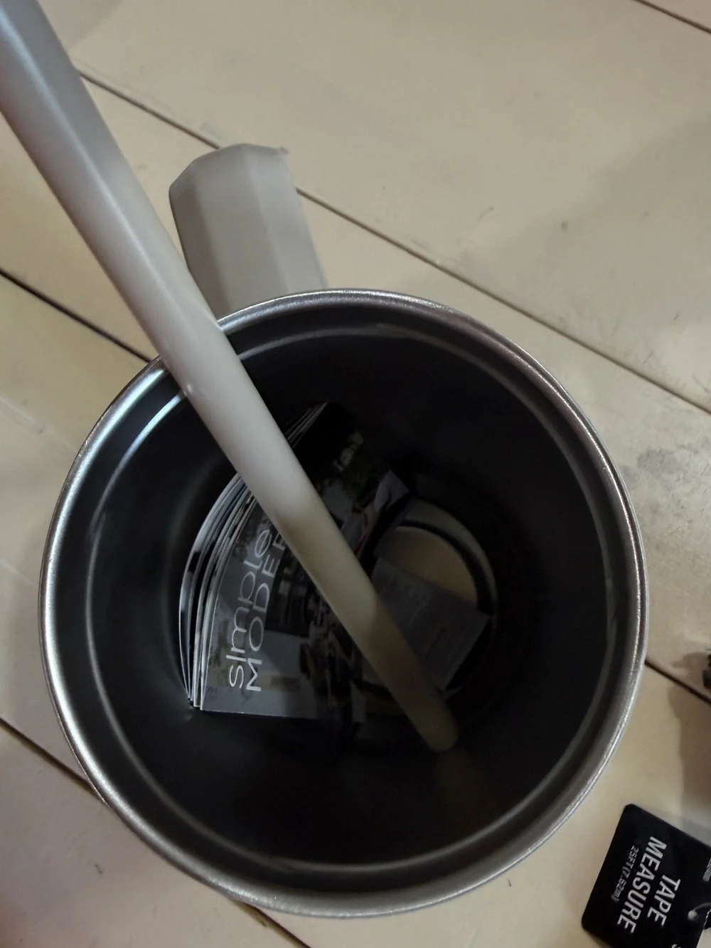 Simple modern Insulated Travel Mug with Handle - Cream